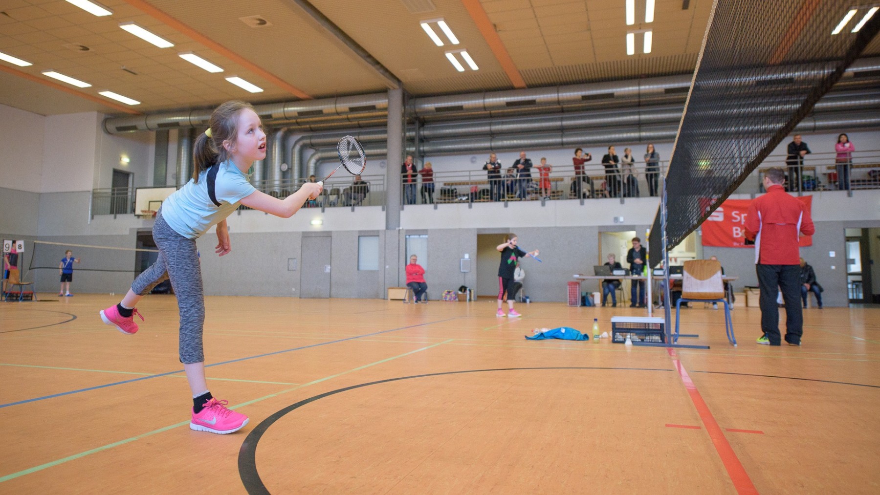 vanAcken_Claus_BadmintonTurnierMaerz2017_170311_unbenannt_1423_24 mm170311_unbenannt_1423_24 mm