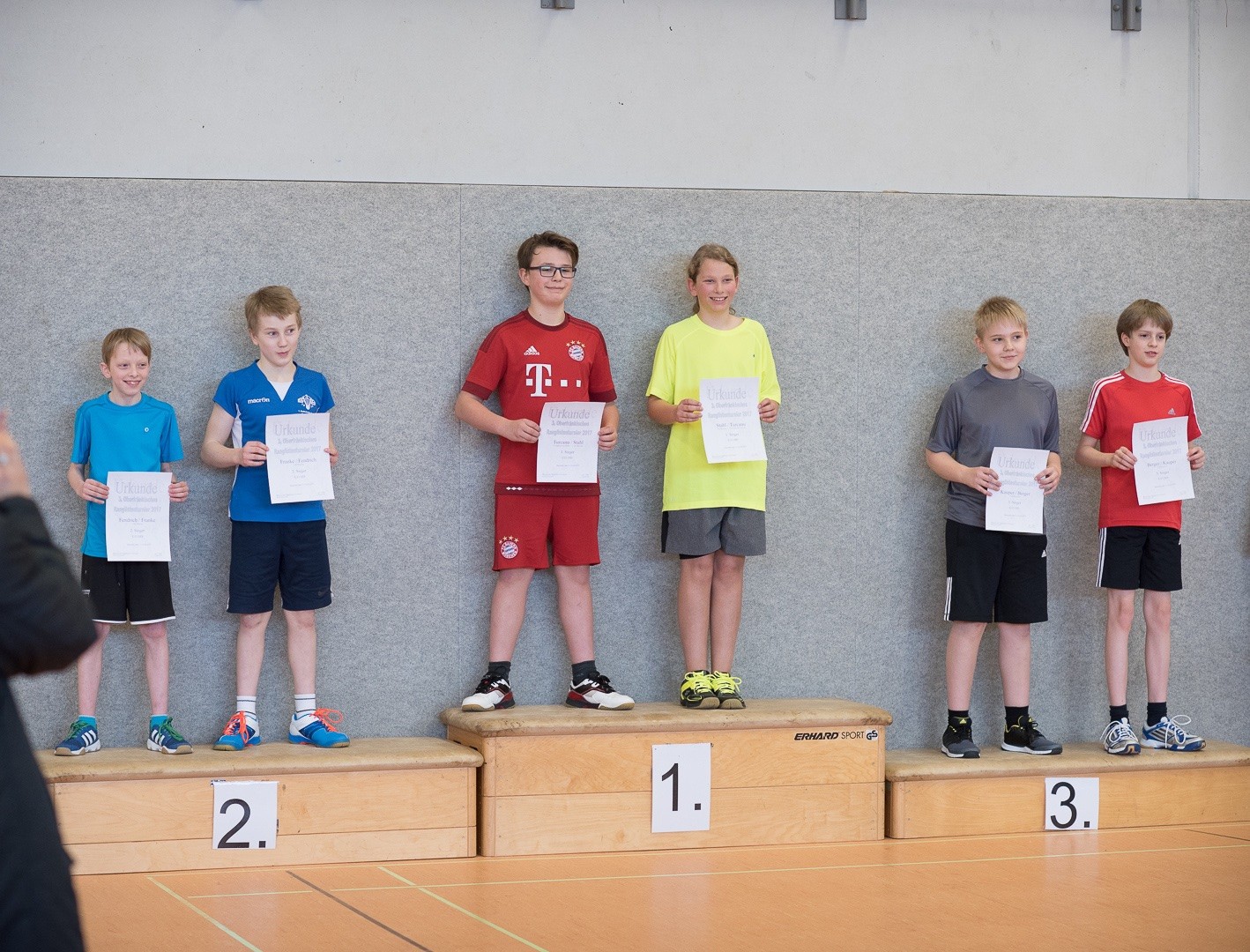 vanAcken_Claus_BadmintonTurnierMaerz2017_170311_unbenannt_1444_85 mm170311_unbenannt_1444_85 mm